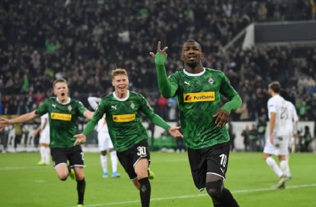 让人不禁怀 让人不禁怀