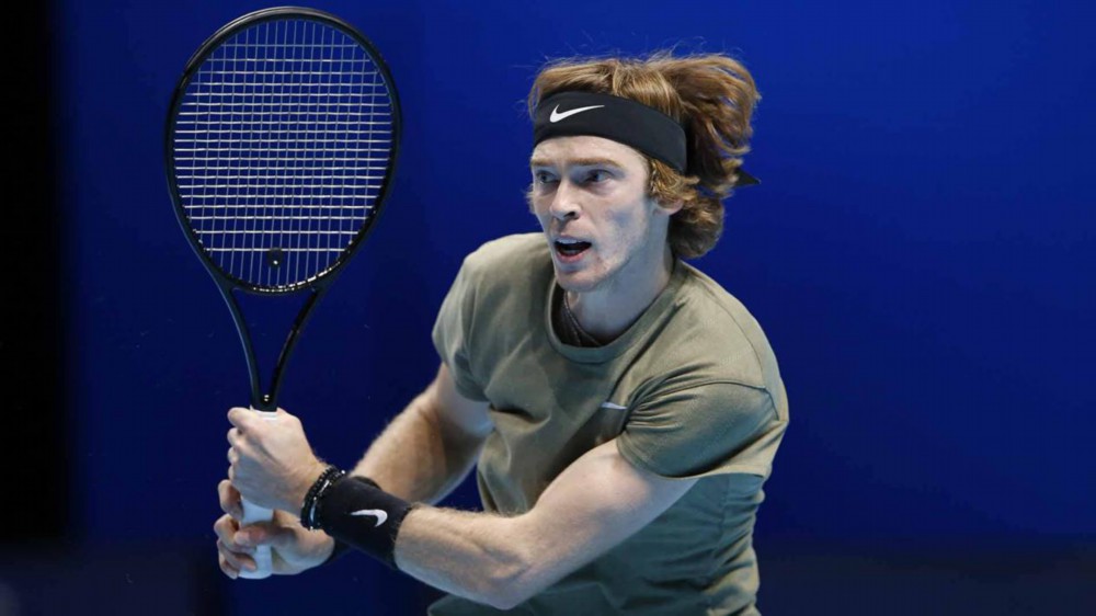 赛场同时保 赛场同时保