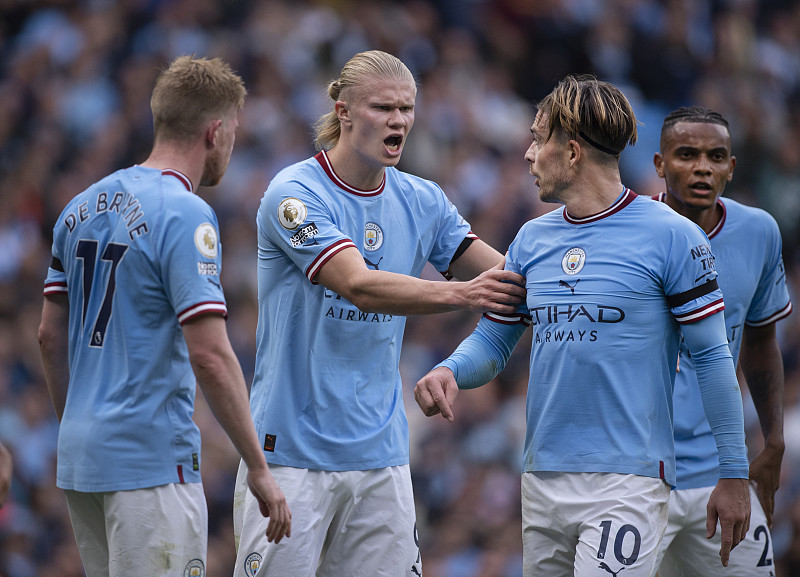 塔图姆与布 塔图姆与布