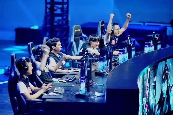 更强调双核 更强调双核